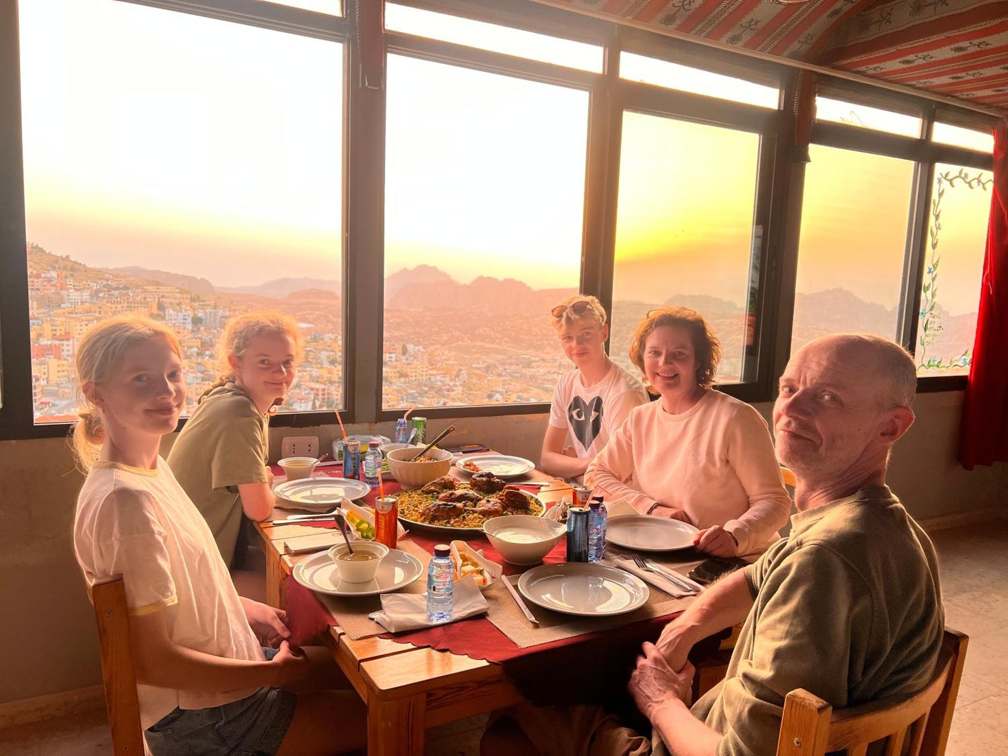Petra Wooden House Apartment Wadi Musa Luaran gambar